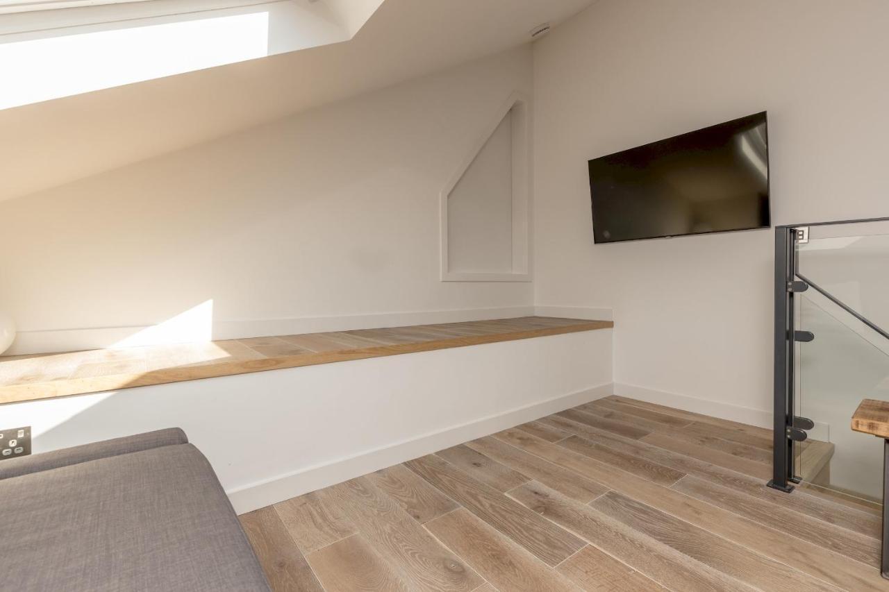 Pass The Keys Stunning 3 Bed Loft Style Apt With Free Parking إدنبرة المظهر الخارجي الصورة