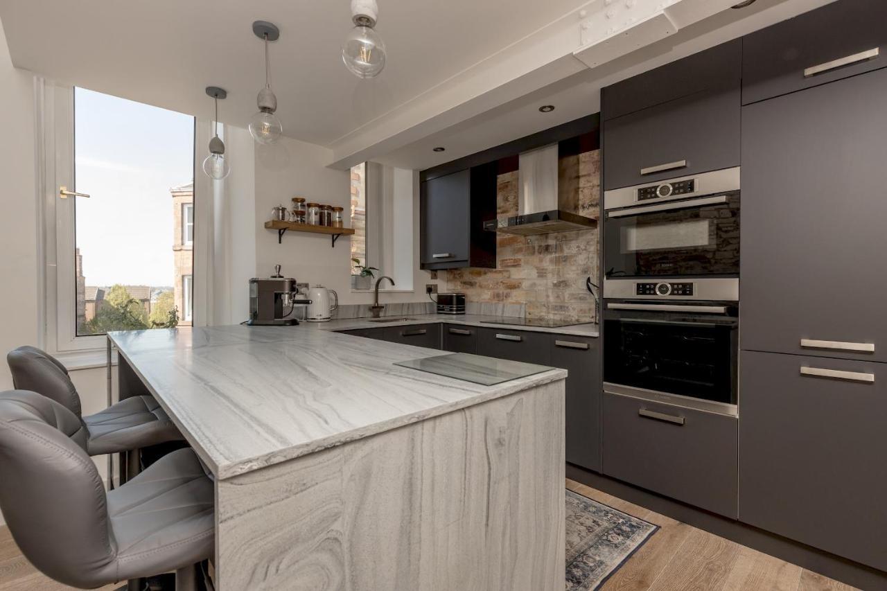 Pass The Keys Stunning 3 Bed Loft Style Apt With Free Parking إدنبرة المظهر الخارجي الصورة
