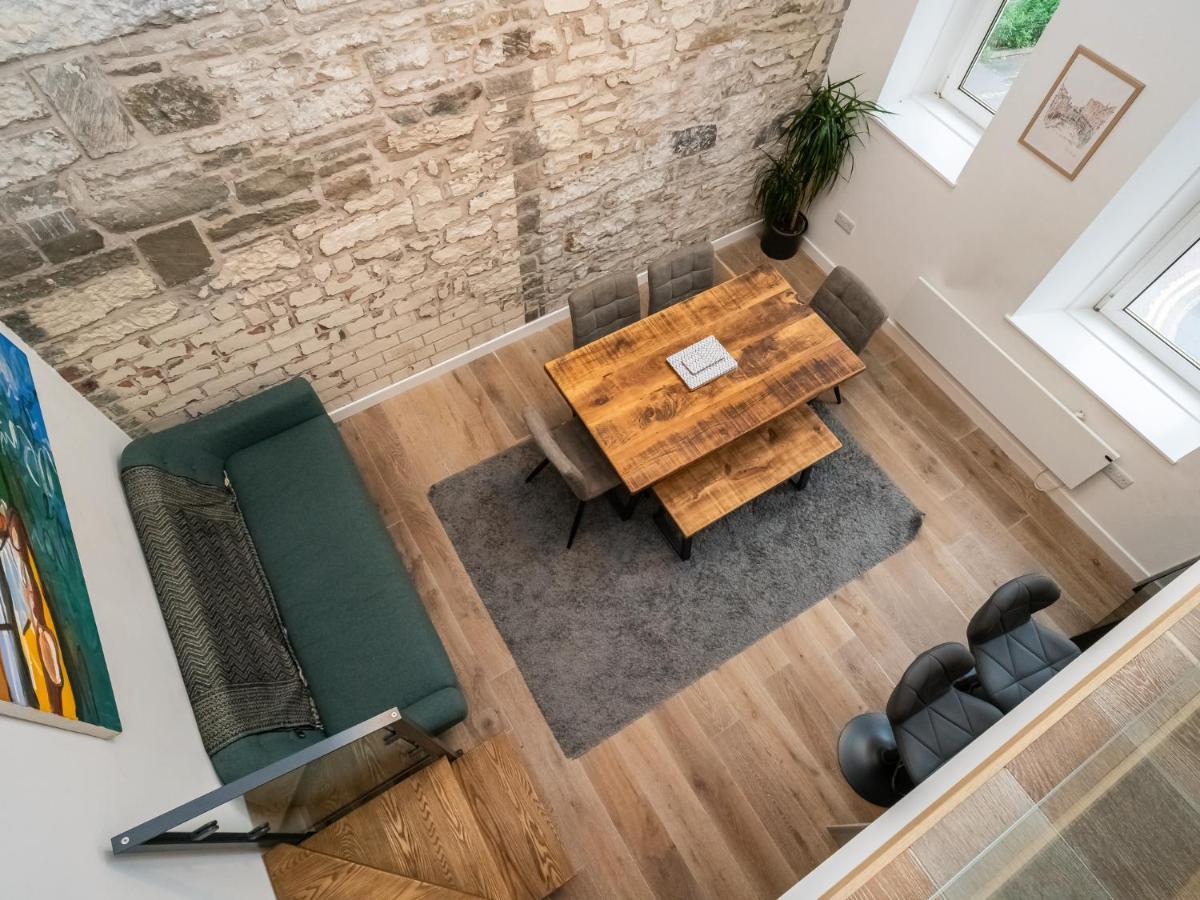 Pass The Keys Stunning 3 Bed Loft Style Apt With Free Parking إدنبرة المظهر الخارجي الصورة